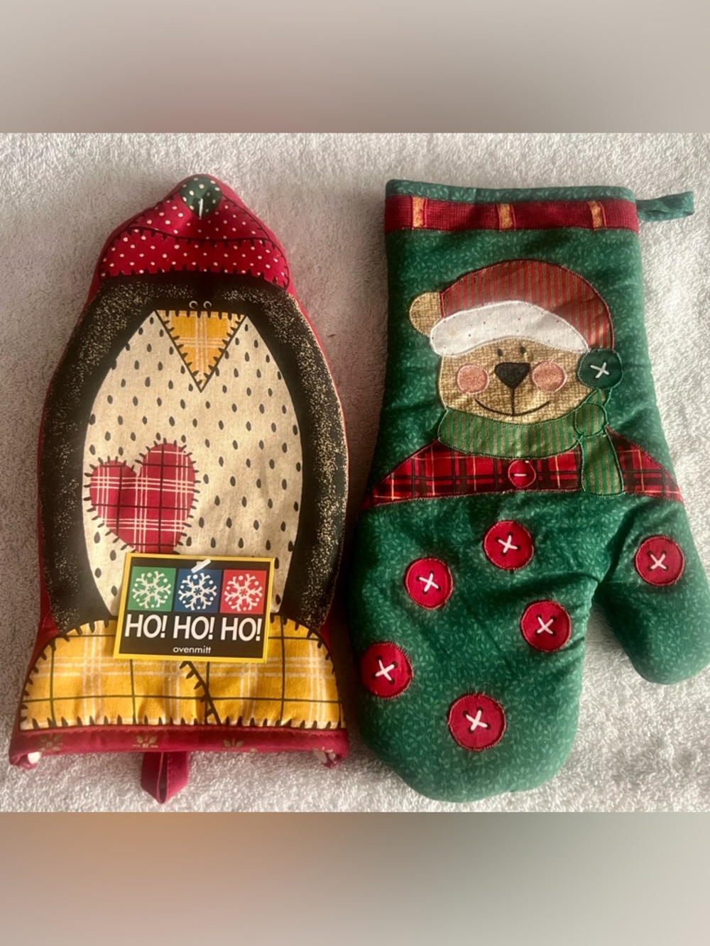 Holiday Penguin & Bear Oven Mitt Set - Red & Green